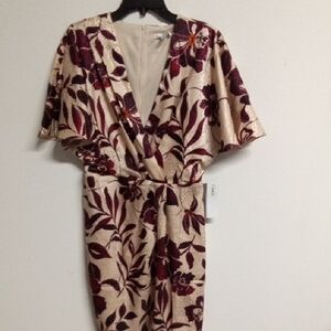 Beautiful BNWT LONDON TIMES Floral Wrap Dress with Burgundy and Cream SZ 10